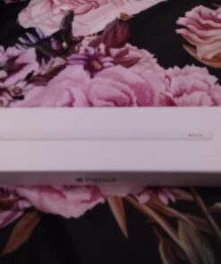 Apple Pencil (2nd Generation): Pixel-Perfect Precision and Industry-Leading Low Latency, Perfect for Note-Taking, Drawing, and Signing documents. Attaches, Charges, and Pairs magnetically. Pencil (2nd generation) 43 61eo8oxYMYL