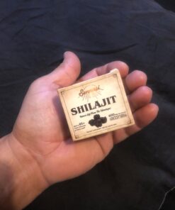 Shilajit Pure Himalayan Organic Shilajit Resin - 600mg Maximum Potency Natural Organic Shilajit Resin with 85+ Trace Minerals & Fulvic Acid for Energy, Immune Support, 30 Grams (1 Pack) 50.0 Servings (Pack of 1) 28 61fECkZVGgL