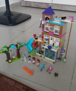 LEGO Friends Friendship House 41340 Kids Building Set with Mini-Doll Figures, Popular Girl Toys for Christmas and Valentines Gifts (722 Pieces) (Discontinued by Manufacturer) 23 61fMZdk1TnL
