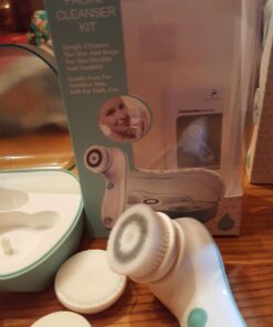 Facial Cleansing Brush, TOUCHBeauty Face Scrubber Electric with Case, 3 Spin Brushes for Deep Cleansing, Gentle Exfoliating, Dual-Speed, Waterproof AS-0759A(Green) Green 39 61fXyywDYJL