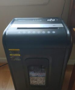 Amazon Basics 24 Sheet Cross Cut Paper, CD and Credit Card Home Office Shredder with Pullout Basket, Black 28 61gP Ag5ZnL