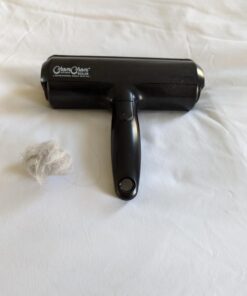 Chom Chom Roller Pet Hair Remover and Reusable Lint Roller - Black ChomChom Cat and Dog Hair Remover for Furniture, Couch, Carpet, Clothing and Bedding - Portable, Multi-Surface Fur Removal Tool 33 61gTrCxIM1L