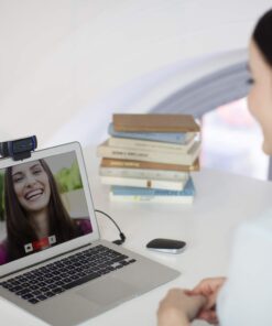 Logitech C920x HD Pro Webcam, Full HD 1080p/30fps Video Calling, Clear Stereo Audio, HD Light Correction, Works with Skype, Zoom, FaceTime, Hangouts, PC/Mac/Laptop/Macbook/Tablet - Black 34 61hWZIOLewL