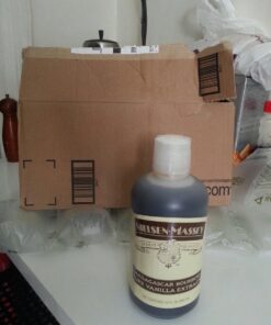 Nielsen-Massey Madagascar Bourbon Pure Vanilla Extract for Baking and Cooking, 32 Ounce Bottle with Gift Box 32 Fl Oz 19 61hYIQPRK9L