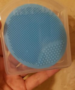 Frida Baby DermaFrida The SkinSoother Baby Bath Silicone Brush| Baby Essential for Dry Skin, Cradle Cap and Eczema (2 Pack) Blue 2 pack 34 61hpys1jDOL