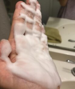 EltaMD Foaming Facial Cleanser, Foaming Face Wash for Oily Skin, Gently Cleanses and Helps Remove Oil and Dead Skin Cells, Daily Face Wash for Morning and Night Use, For All Skin Types, 2.7 oz Pump 7 Fl Oz (Pack of 1) 38 61hrpYCO9 L