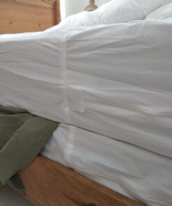 Utopia Bedding Premium Zippered Mattress Encasement (Fits 12 Inches Mattress, Queen) - Waterproof and Bed Bug Proof Mattress Protector - Six-Sided Mattress Cover 12" Deep 34 61jLMgGK8JL