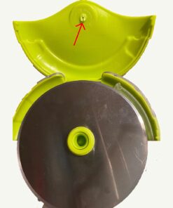Kitchy Pizza Cutter Wheel with Protective Blade Cover, Ergonomic Pizza Slicer (Green) Green 39 61jQyV6nOrL