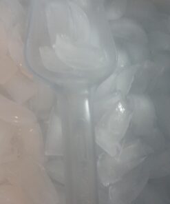 Rubbermaid Commercial Products Plastic Utility Ice Scooper, 6-ounce, Clear, Dishwasher Safe Kitchen Scoop for Weddings/Bar/Ice Bucket/Kitchen/Popcorn 27 61jvysVmXPL