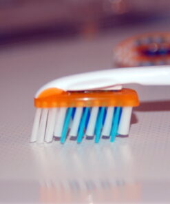 Oral-B Pro-Health Expert Clean Manual Toothbrush, Medium, 2 Count Pro Health Clinical Pro-Flex 2 Count (Pack of 1) 35 61kvFJScMdL