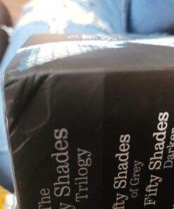 Fifty Shades Trilogy (Fifty Shades of Grey / Fifty Shades Darker / Fifty Shades Freed) 33 61l7bwd0EPL