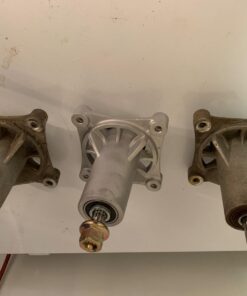 Craftsman Set of Two 187292, 192870, 532187292, 532192870 Spindle Assembly with Grease Zerk, Husqvarna Poulan 26 61lrTqooAYL