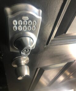 Schlage BE365 CAM 626 Camelot Keypad Deadbolt, Electronic Keyless Entry Lock, Satin Chrome 27 61lvzXTrwL