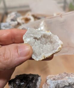 Large Size Break Open Geodes Kit 12 Whole Geodes By Ancient Treasure Adventures 58 61m8UiCLLSL