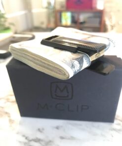 M-Clip Money Clip - Minimalist Slim Wallet Alternative for Front Pocket Carry - Cash and Credit Card Holder for Men Black 18 61mKjX1KfIL