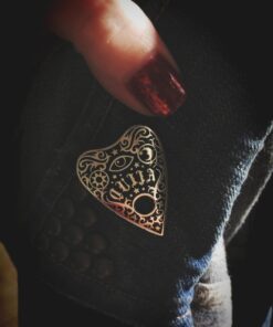 Pinsanity Ouija Planchette Enamel Lapel Pin 21 61mgLBjhbVL 1