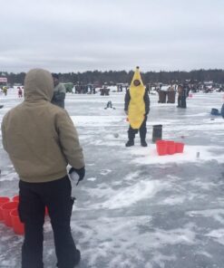 Yard Games Giant Yard Pong with Durable Buckets and Balls Including High Strength Carrying Case 1 Pack 21 61msvhCSAUL