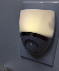 Amerelle Motion Sensor Night Light - LED Plug In Night Light With Sensor That Lights Up When It Auto Detects Motion - Wide 100 Degree Detection Zone - Ideal for Bathroom & Nursery - (73092CC) 1 34 61mvSubCNEL