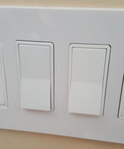 Lutron Claro 4 Gang Decorator/Rocker Wallplate, Gloss, White (1-Pack) | CW-4-WH 1 Pack 30 61nhHpEFuBL