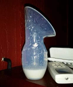 Haakaa Silicone Breastfeeding Manual Breast Pump Milk Pump 100% Food Grade Silicone BPA PVC and Phthalate Free 36 61nskIozabL