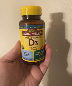 Nature Made Extra Strength Vitamin D3 5000 IU (125 mcg), Dietary Supplement for Bone, Teeth, Muscle and Immune Health Support, 180 Softgels, 180 Day Supply 180 Count 35 61nvcGlBlKL