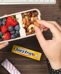 JUICY FRUIT Original Bubble Gum Chewing Gum Bulk Pack, 5 Stick (Pack of 40) 13 61o5i5sidL