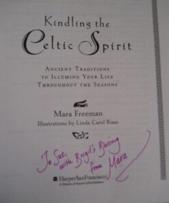 Kindling the Celtic Spirit: Ancient Traditions to Illumine Your Life Through the Seasons Hardcover 3 61oOabUYkL