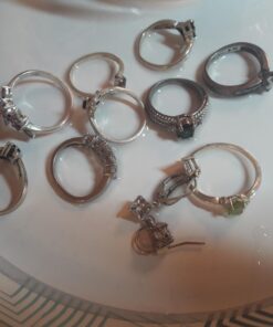 Goddard’s Silver Cleaner Dip – Silver Jewelry Cleaner Solution for Filigree Metalwork & Small Items – Professional Use Silver Tarnish Remover – Silverware Cleaning Supplies (10 oz) 50 61p9W1Ll7PL