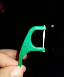 DenTek Fresh Clean Floss Picks, For Extra Tight Teeth, 75 Count 75 Count (Pack of 1) 27 61pjr5JSEZL