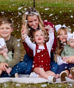 1byone 650W Snow Machine Wired Remote Control Great Machine for Kids, Parties, Parades 39 61pnpCAA8PL