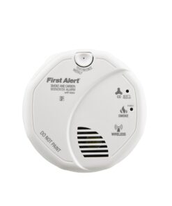 First Alert Battery Powered SCO500B Wireless Interconnected Photoelectric Smoke and Carbon Monoxide Combo Alarm with Voice and Location 9 61sIyGPxwmL