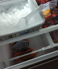 Rubbermaid Commercial Products Plastic Utility Ice Scooper, 6-ounce, Clear, Dishwasher Safe Kitchen Scoop for Weddings/Bar/Ice Bucket/Kitchen/Popcorn 25 61sQcniWFQL