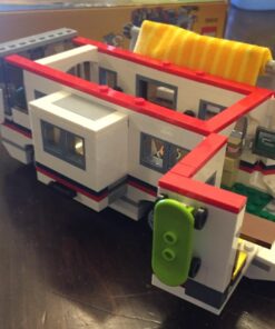 LEGO Creator 31052 Vacation Getaways Building Kit (792 Piece) 32 61sTPayhJ3L