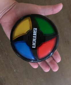 Hasbro Gaming Simon Micro Series Game 40 61sYcyMycZL