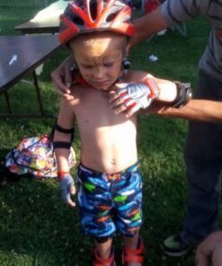 Schwinn Kids Bike Gloves Set, Knee and Elbow Pads, Protective Gear, Girls and Boys Bike Accessories, Black/Gray 31 61tBgI6 o3L