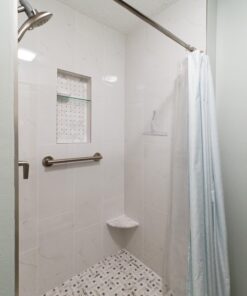 iDesign Plastic Bath Squeegee for Glass with Suction Hook Holder – 12", Clear 20 61tNLHVQ7gL