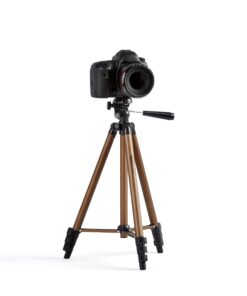 Amazon Basics 50-inch Lightweight Camera Mount Tripod Stand With Bag 50-Inch Tripod 1-Pack 27 61tVV9EkvKL