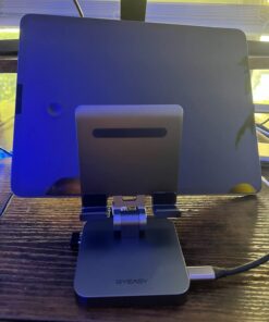 BYEASY USB C Hub with Stand, 7 in 1 Docking Station with 4K 30HZ HDMI, 3.5mm Audio Jack, 60W PD Charging, 2 x USB 3.0, SD/TF Card Reader, for iPad Pro 2021-2018/Macbook Pro 2017-2019 31 61tnt1mU7uL