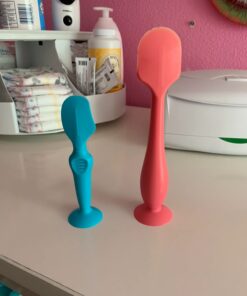 Dr. Talbot's Diaper Cream Brush for Babies - Diaper Rash Cream Applicator with Suction Base and Hygienic Case - Mini Size - Aqua Blue 33 61txAAjff6L