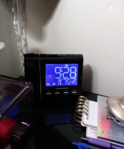 Magnasonic Projection Alarm Clock with AM/FM Radio, Battery Backup, Auto Time Set, Dual Alarm, Nap/Sleep Timer, Indoor Temperature/Date Display with Dimming & 3.5mm Audio Input - Black (EAAC601) 48 61ujEhzcSoL