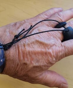 Satechi Bluetooth Media Button - Includes Steering Wheel Mount - Compatible with 2022 MacBook Pro/Air M2, 2021 iPad Pro M1, iPhones 15/14/13/12 and More 43 61ujafA5LL