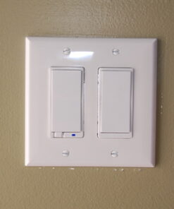 GE Z-Wave Wireless Smart Lighting Control Light Switch, On/Off Paddle, In-Wall, White & Lt. Almond Paddles, Repeater & Range Extender, Zwave Hub Required- Works with SmartThings Wink and Alexa, 12722 Previous Gen. Switch 25 61usyJRVIfL