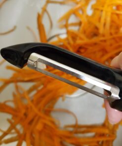 OXO Good Grips Swivel Vegetable Peeler 73 61uwIf3hs L