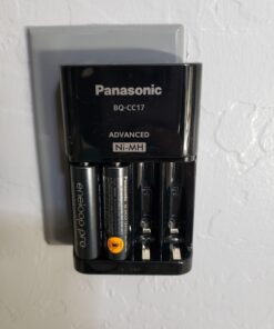 Panasonic Eneloop Pro K-KJ17KHCA4A Battery Charger AA NiMH X 4 (SPKKKJ17KHCA4A) 37 61vUHDd7lVL