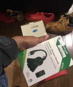 BN-LINK Outdoor 24-Hour Water Resistant Photoelectric Countdown Timer Photocell Light Sensor (2, 4, 6 or 8 Hours Countdown Mode) 3 Grounded Outlets Remote Control (100 ft Range) for Home and Garden Countdown Photocell Remote 36 61vYHSSBVmL