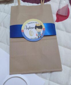 Juvale 24-Pack Small Gift Bags with Handles, 5.3x3x8.5 Inch Bulk Kraft Paper Material Brown Bags, Use for Birthday Party Favors, Reusable Grocery, Retail Shopping, Business, Goodies 5.3 x 3 x 8.5 (Pack of 24) 25 61vvDv0FecL