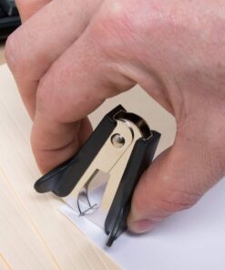 1InTheOffice Staple Remover, Claw Staple Remover, Staple Remover Tool, Black, 6 Pack" 10 61w LqAT6HL