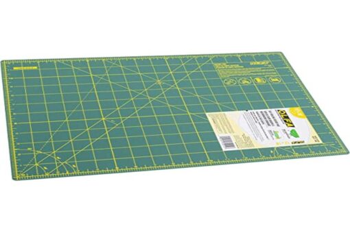 OLFA 6" x 8" Self Healing Rotary Cutting Mat (RM-6x8) - Double Sided 6x8 Inch Cutting Mat with Grid for Quilting, Sewing, Fabric, & Crafts, Designed for Use with Rotary Cutters (Green)