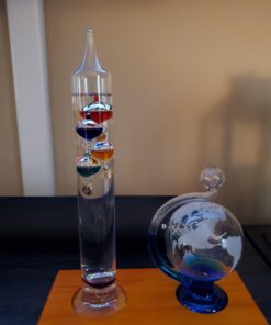 AcuRite 00795A2 Galileo Thermometer with Glass Globe Barometer, Barometer Set, Glass/Wood 45 61wHTbGpaGL