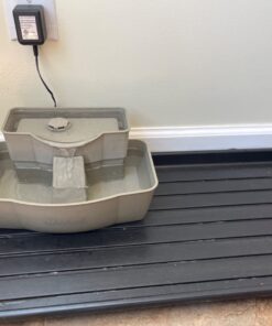 PetSafe Multi-Tier Fountain – Large Waterer Great for Cats and Dogs – 2 Heights to Drink From – Great for Senior Pets – 100 Oz Capacity – Fresh, Filtered Water 29 61wI6tetqL